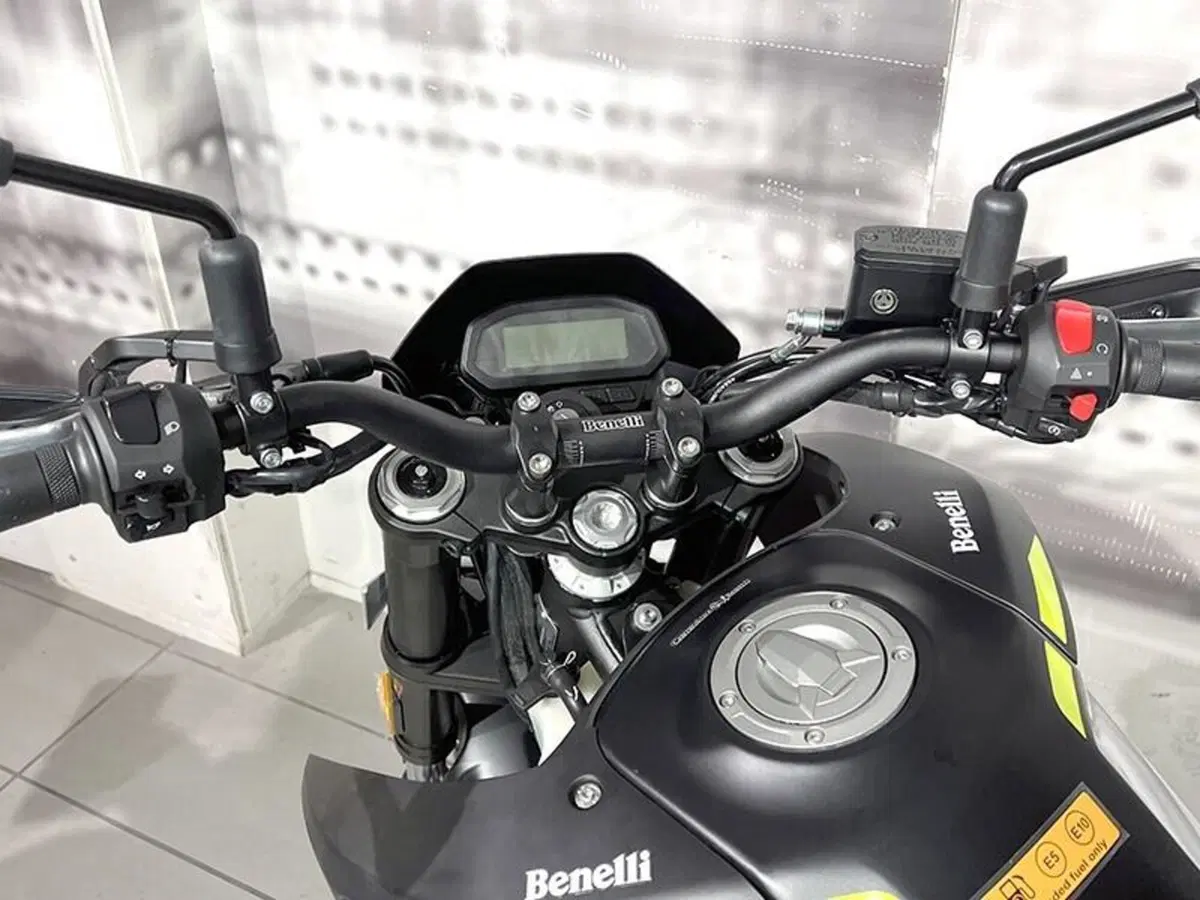 Benelli BKX 125 S (2026) (6)