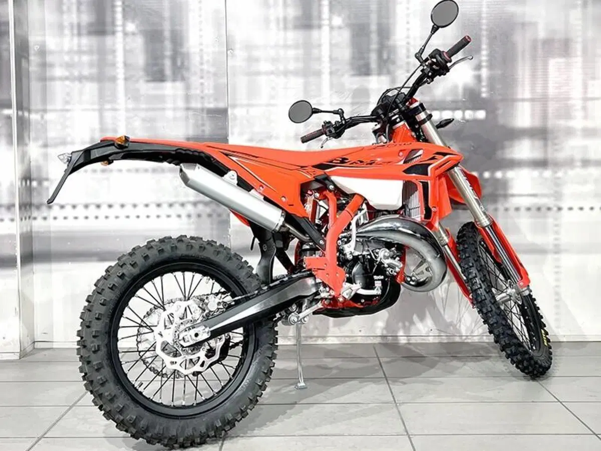 Betamotor RR 125 4T Enduro R (2024 - 26) (8)