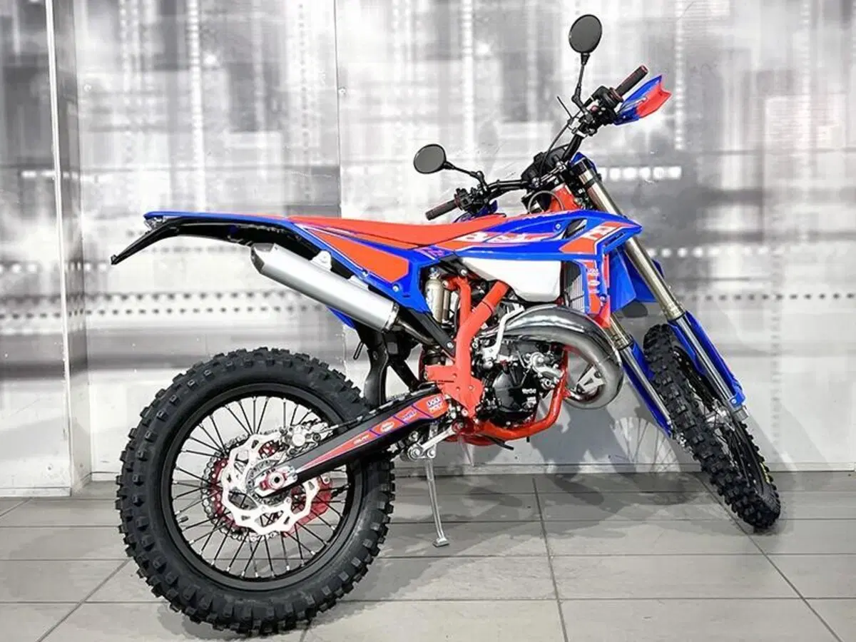 Betamotor RR 125 4T Enduro R (2024 - 26) (8)