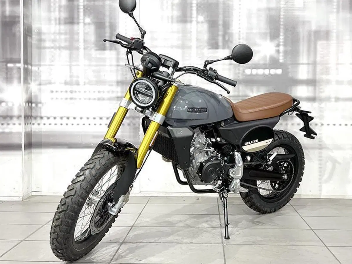 Fantic Motor Caballero 125 Deluxe (2025 - 26) (7)