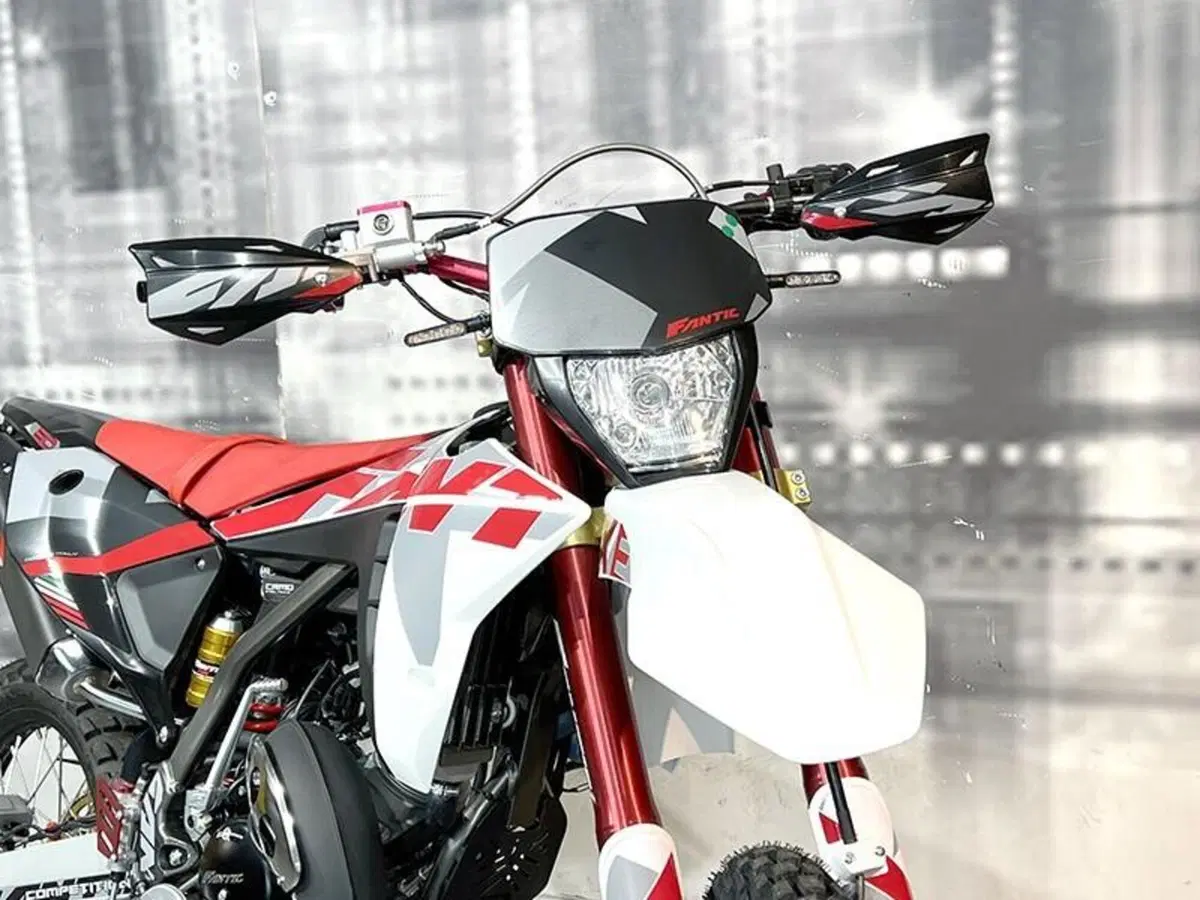 Fantic Motor XE 50 Competition (2025 - 26) (9)