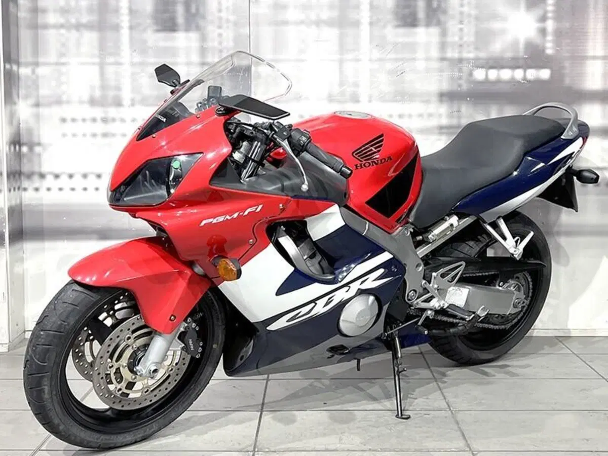 Honda CBR 600 F (2001 - 06) (7)