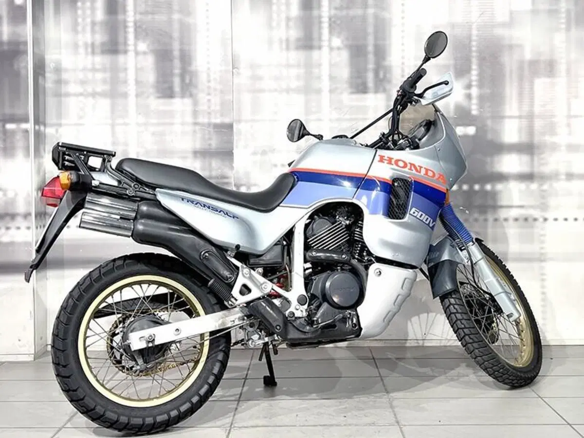 Honda Transalp XL 600V (1987 - 90) (8)