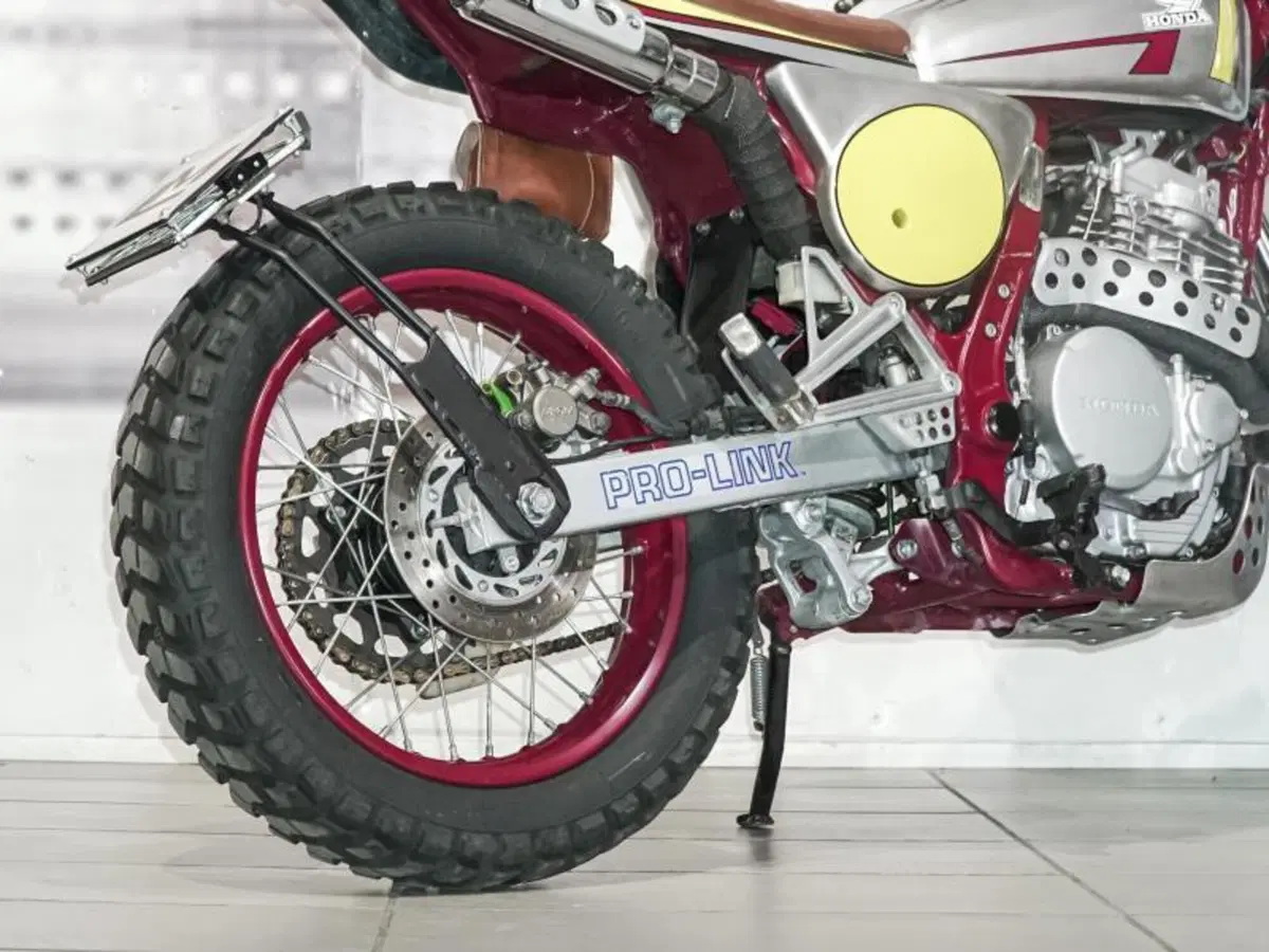 Honda NX 650 Dominator (1988 - 90) (9)