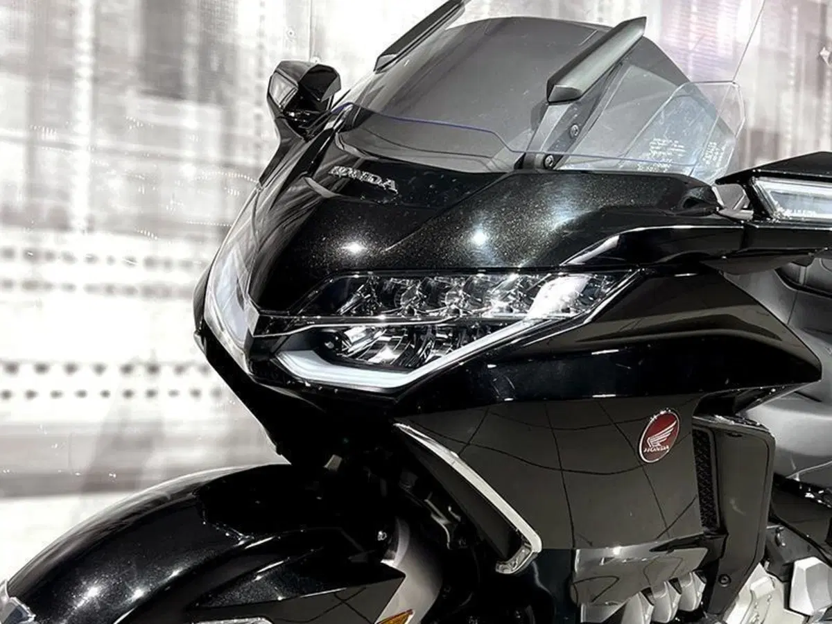 Honda GL 1800 Gold Wing (2018 - 20) (9)