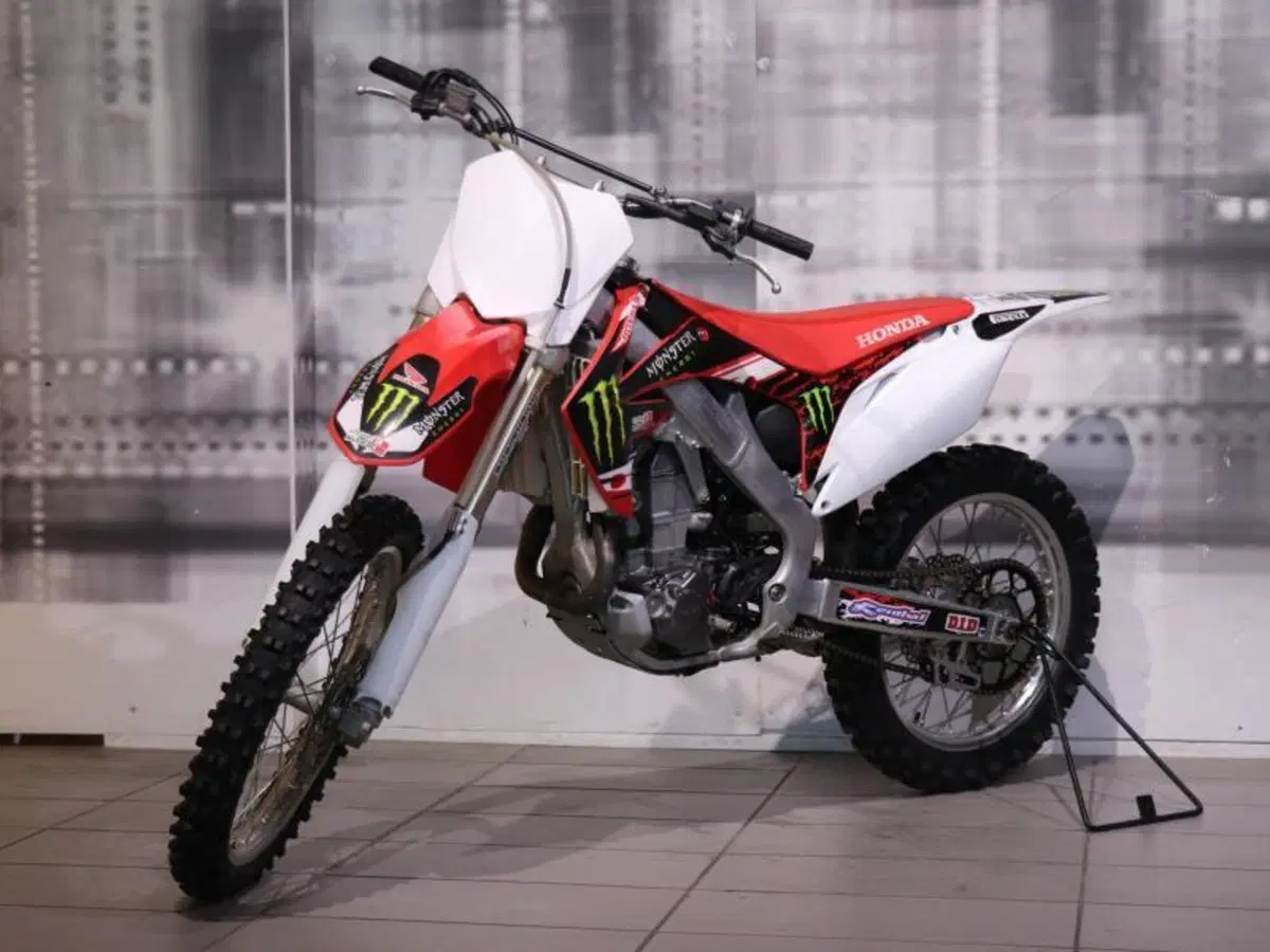 Honda CRF 450R (2010 - 11) (6)