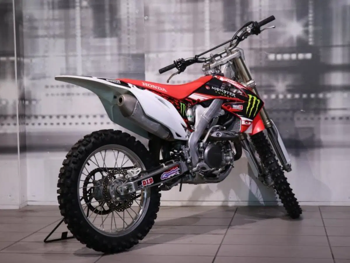 Honda CRF 450R (2010 - 11) (7)