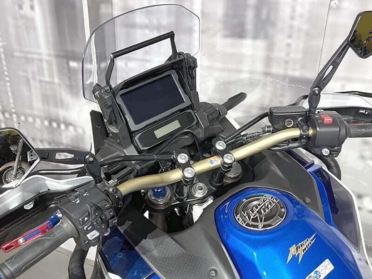 Honda Africa Twin CRF 1100L (2022 - 23) (6)