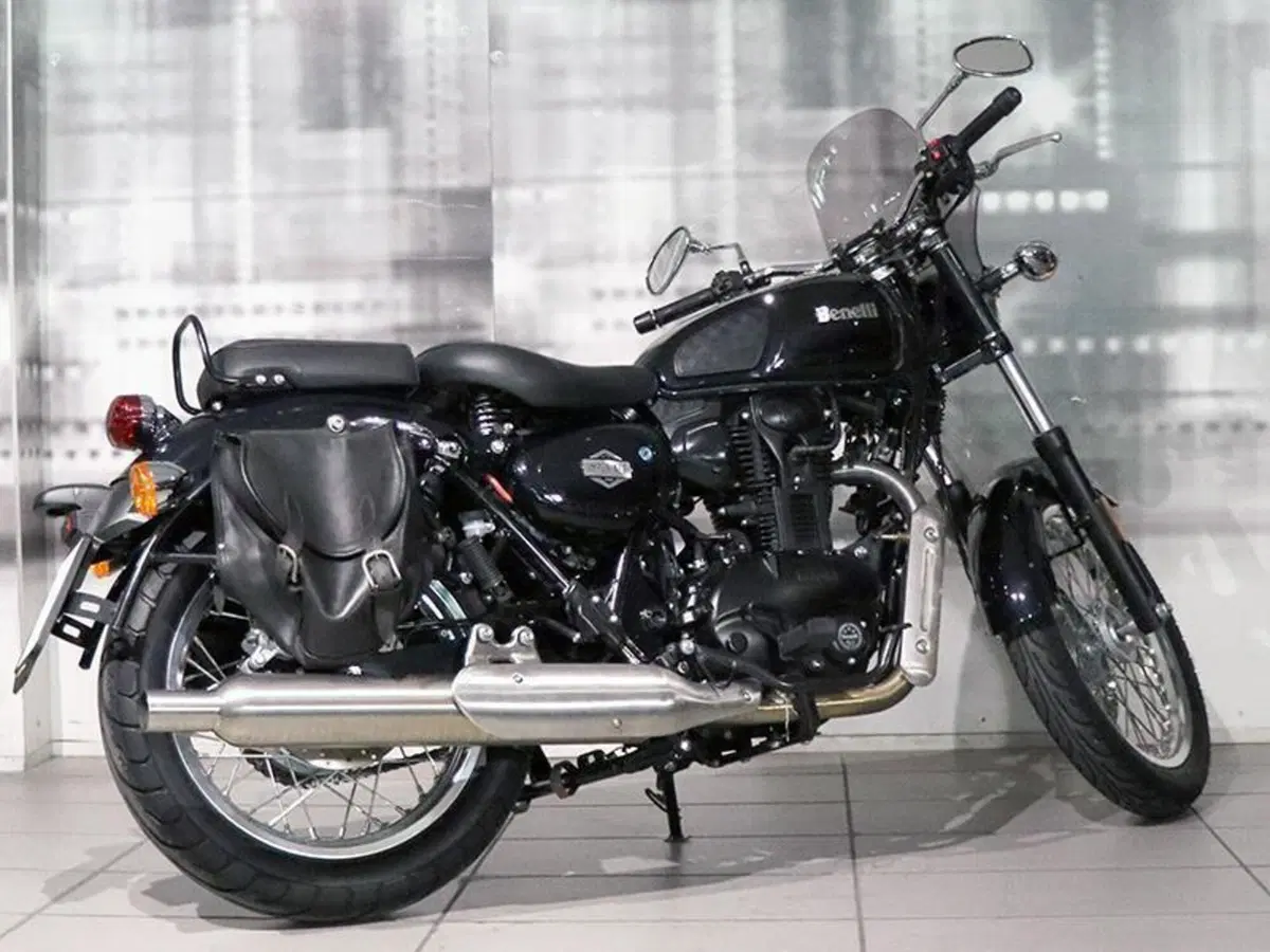 Benelli Imperiale 400 (2021 - 25) (7)