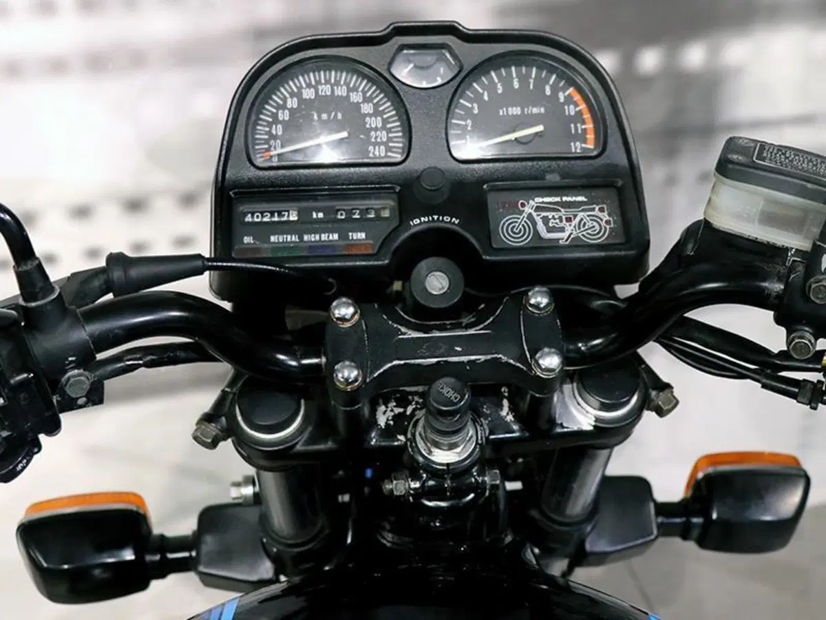 Suzuki GSX 1100 S-ES (1980 - 87) (6)