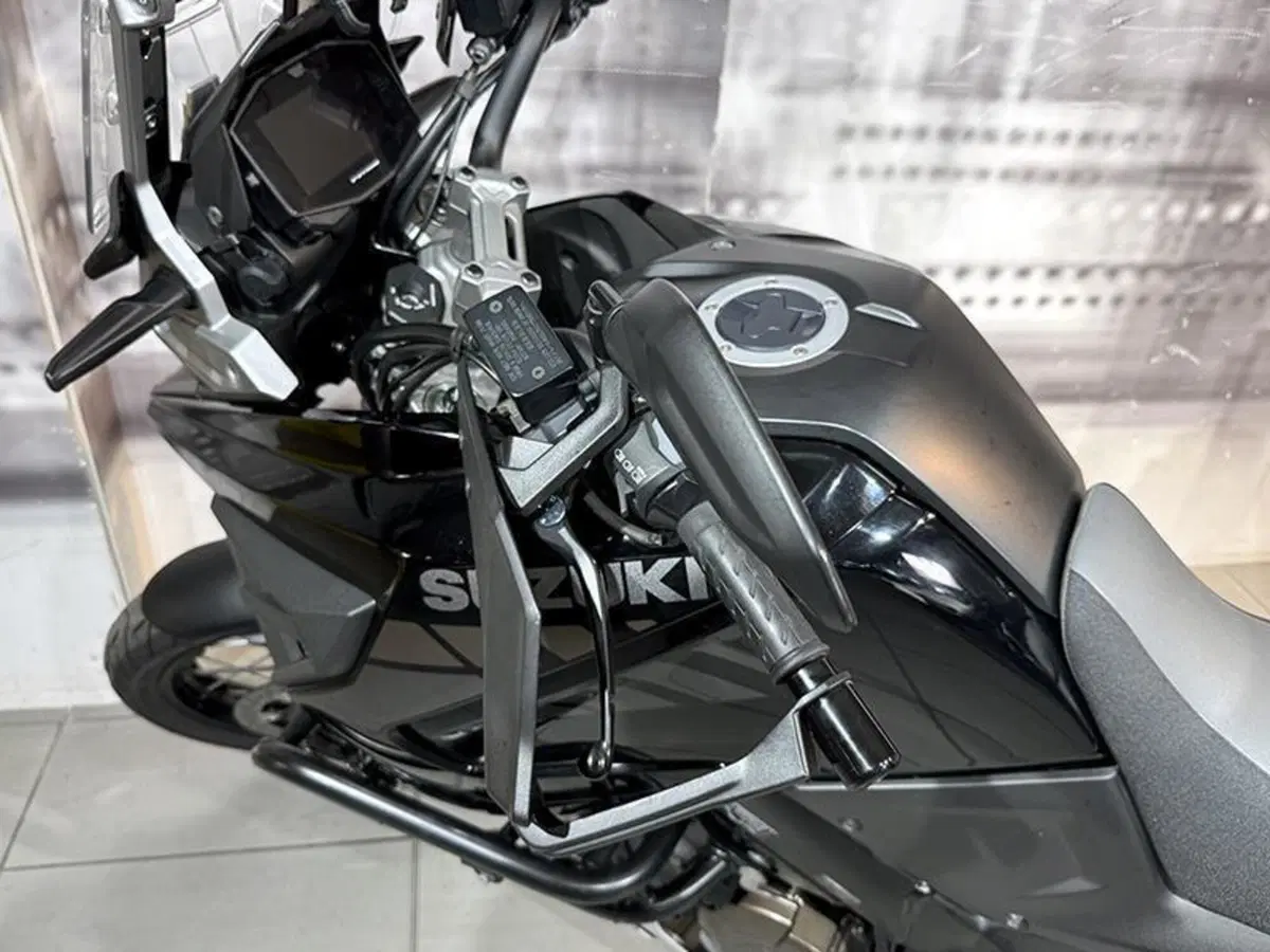 Suzuki V-Strom 1050 (2020 - 21) (7)
