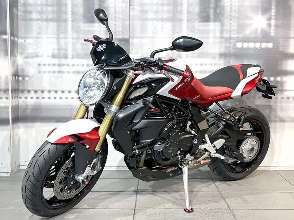 MV Agusta Brutale 800 (2012 - 15) (7)