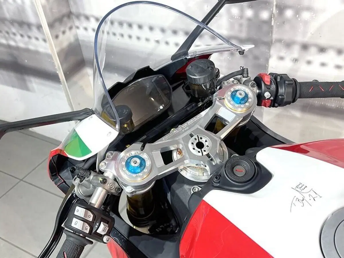 Ducati Panigale V2 (2021 - 24) (6)