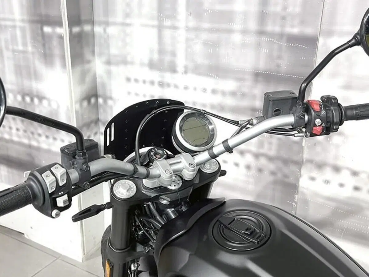 Ducati Scrambler 800 Icon (2017 - 20) (6)