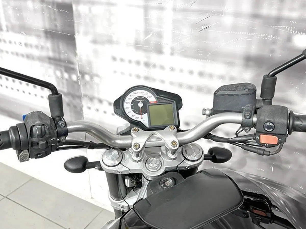 Aprilia Mana 850 (2007 - 16) (6)