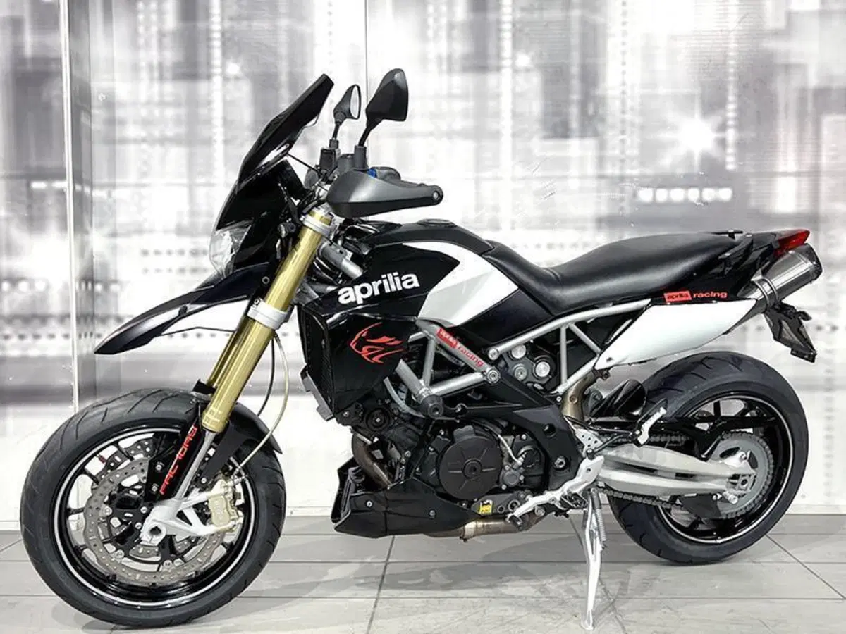 Aprilia Dorsoduro 750 (2009 - 14) (7)