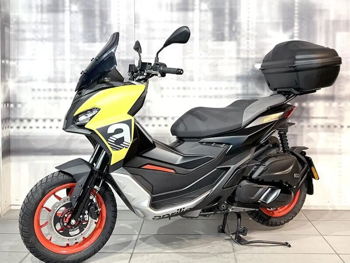 Aprilia SR GT 200 (2022 - 24) (7)