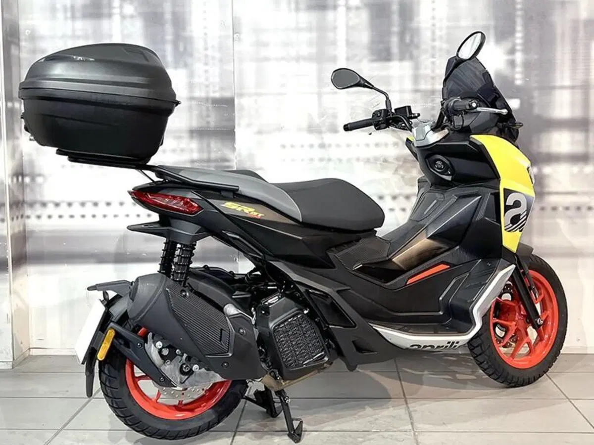 Aprilia SR GT 200 (2022 - 24) (8)