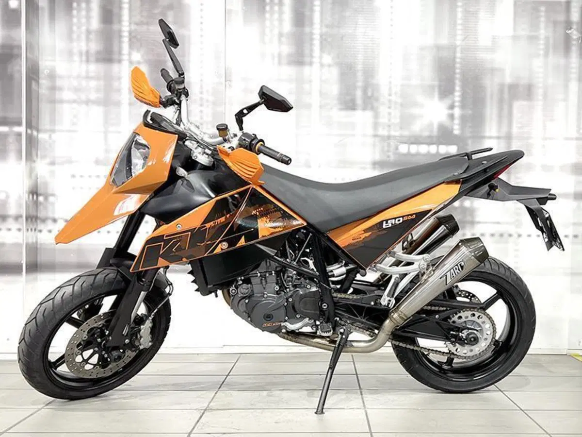 KTM 690 Supermoto (2007 - 12) (6)