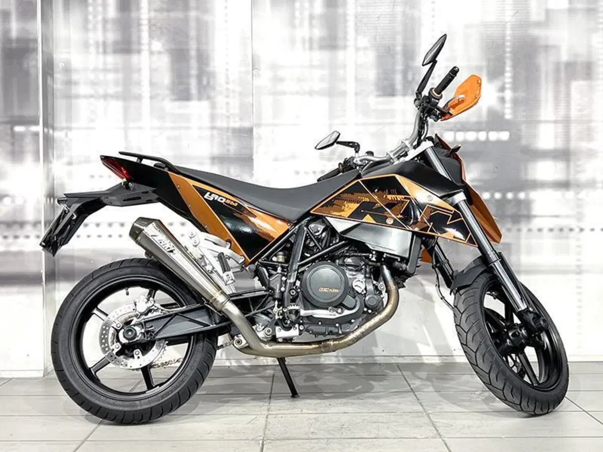 KTM 690 Supermoto (2007 - 12) (7)