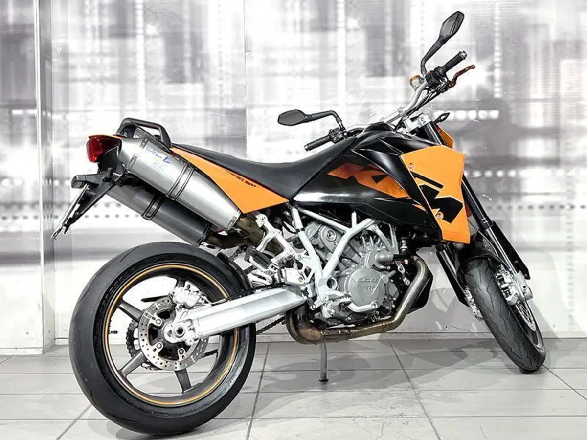 KTM 950 Supermoto (2006 - 08) (8)