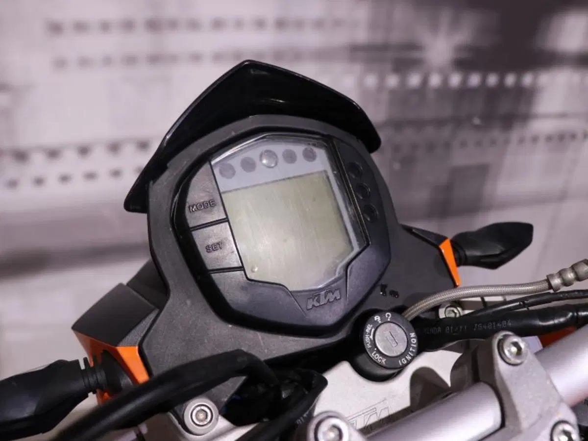 KTM 125 Duke (2010 - 2012) (6)