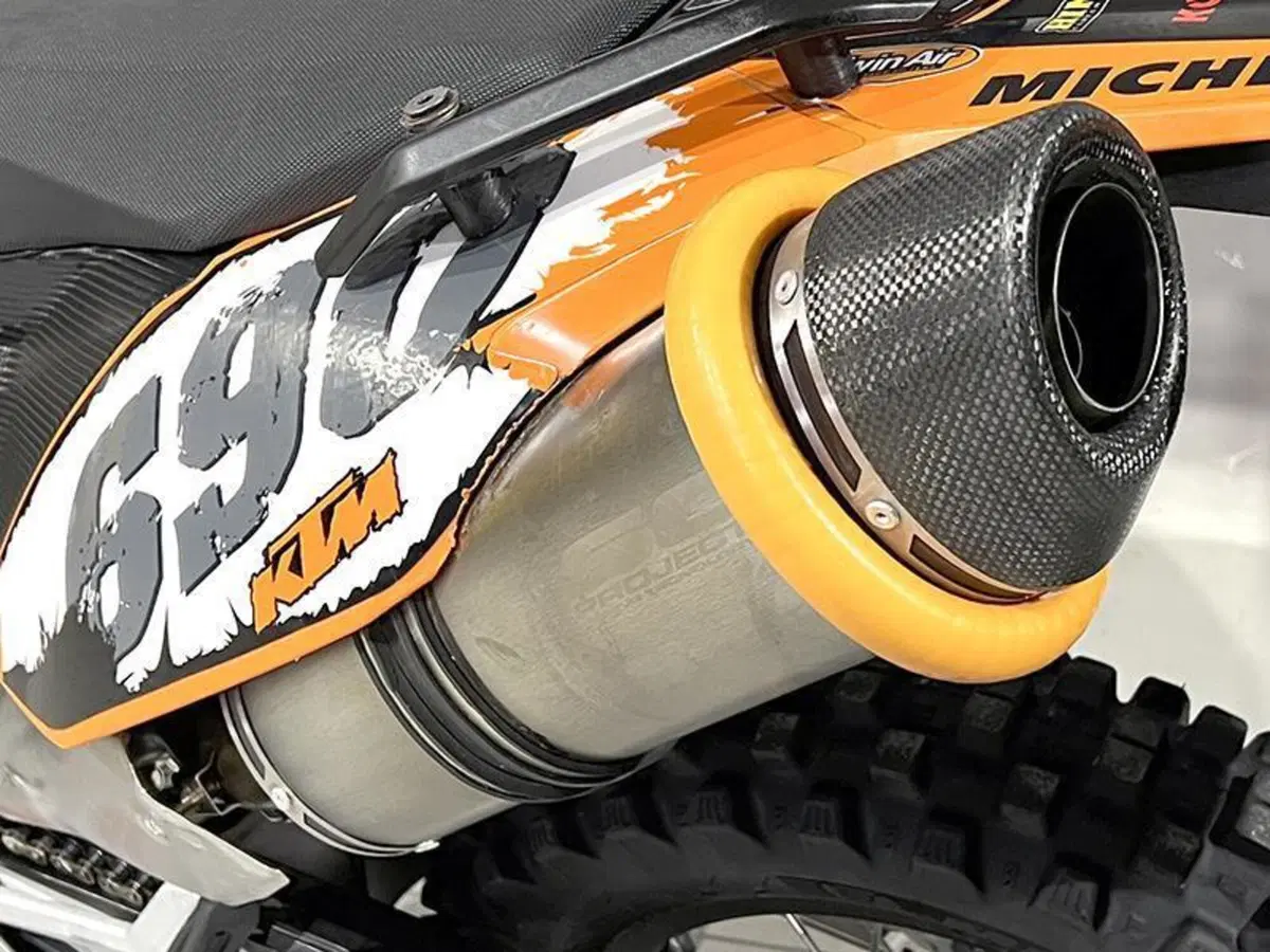 KTM 690 Enduro R (2009 - 11) (8)