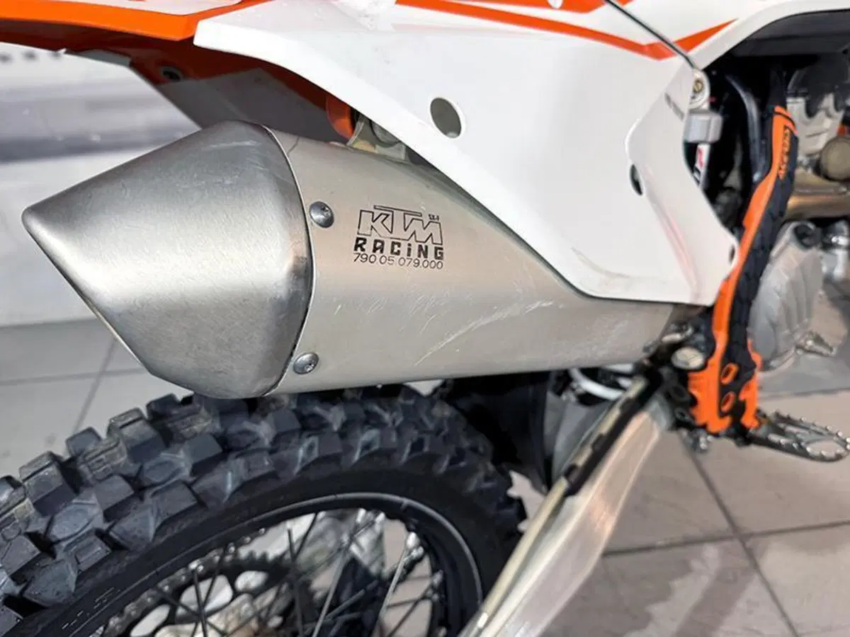 KTM 250 SX-F (2017) (6)