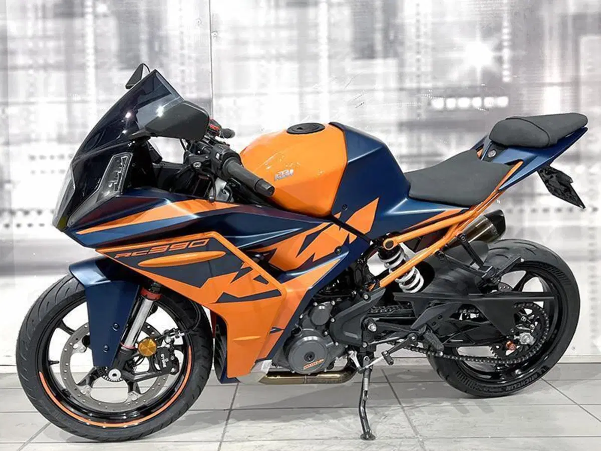 KTM RC 390 (2022 - 26) (7)