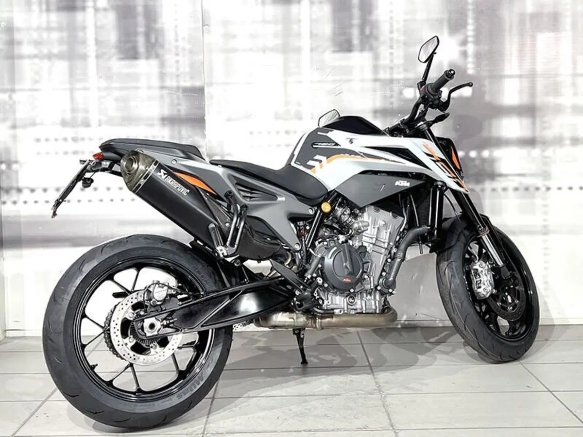 KTM 790 Duke L (2023 - 24) (8)