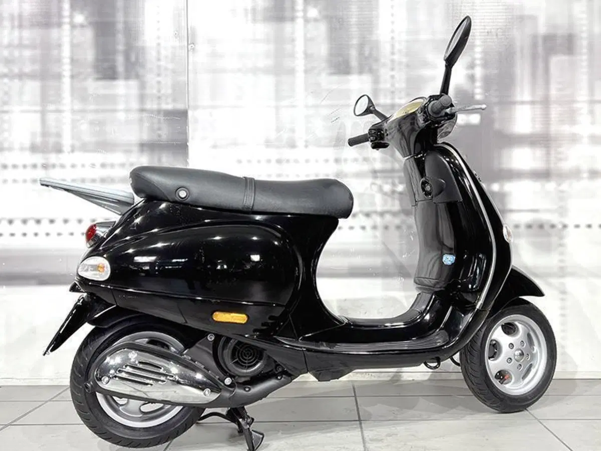 Piaggio Vespa 150 PX (1980 - 00) (8)
