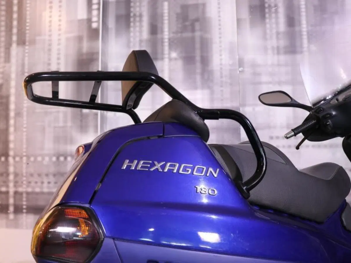 Piaggio Hexagon 180 (1998 - 01) (9)