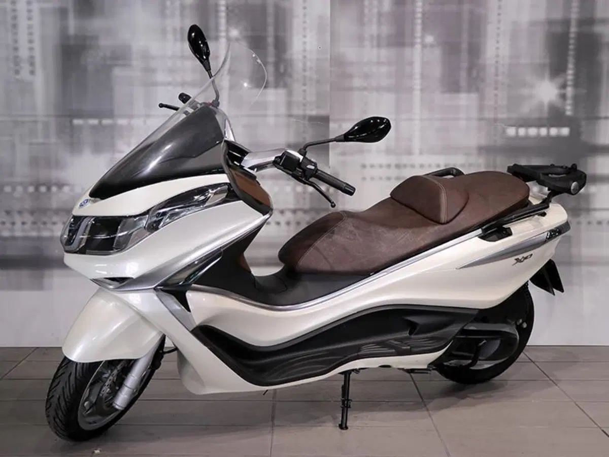 Piaggio X10 350 ie (2011 - 17) (6)