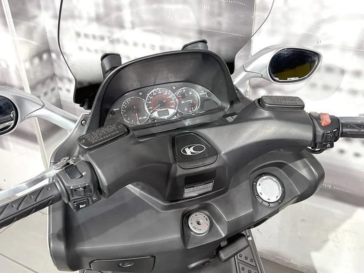Kymco Xciting 500 (2005 - 06) (5)