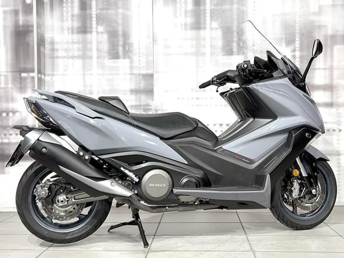 Kymco AK 550 (2017 - 19) (8)
