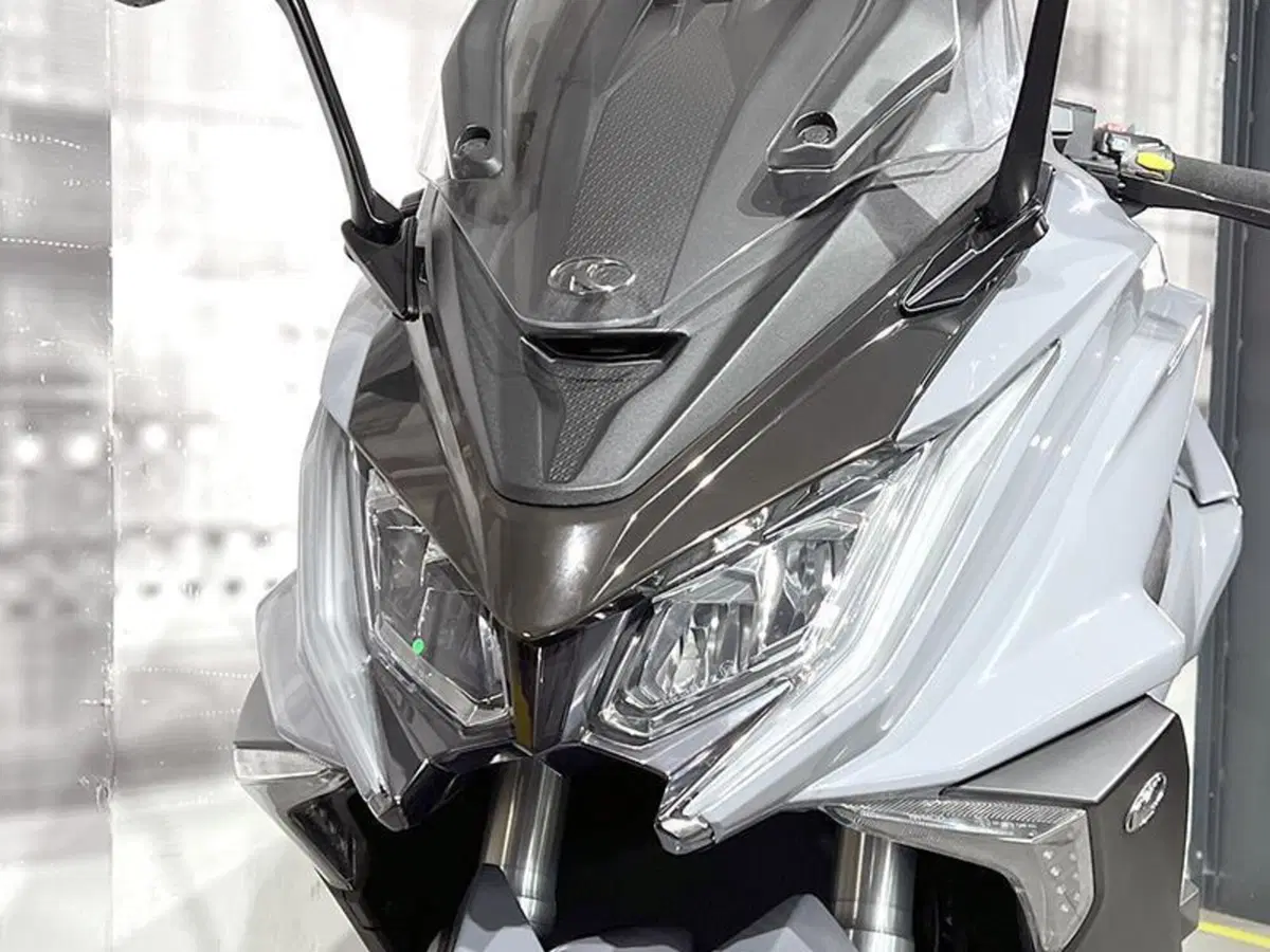 Kymco AK 550 (2017 - 19) (9)