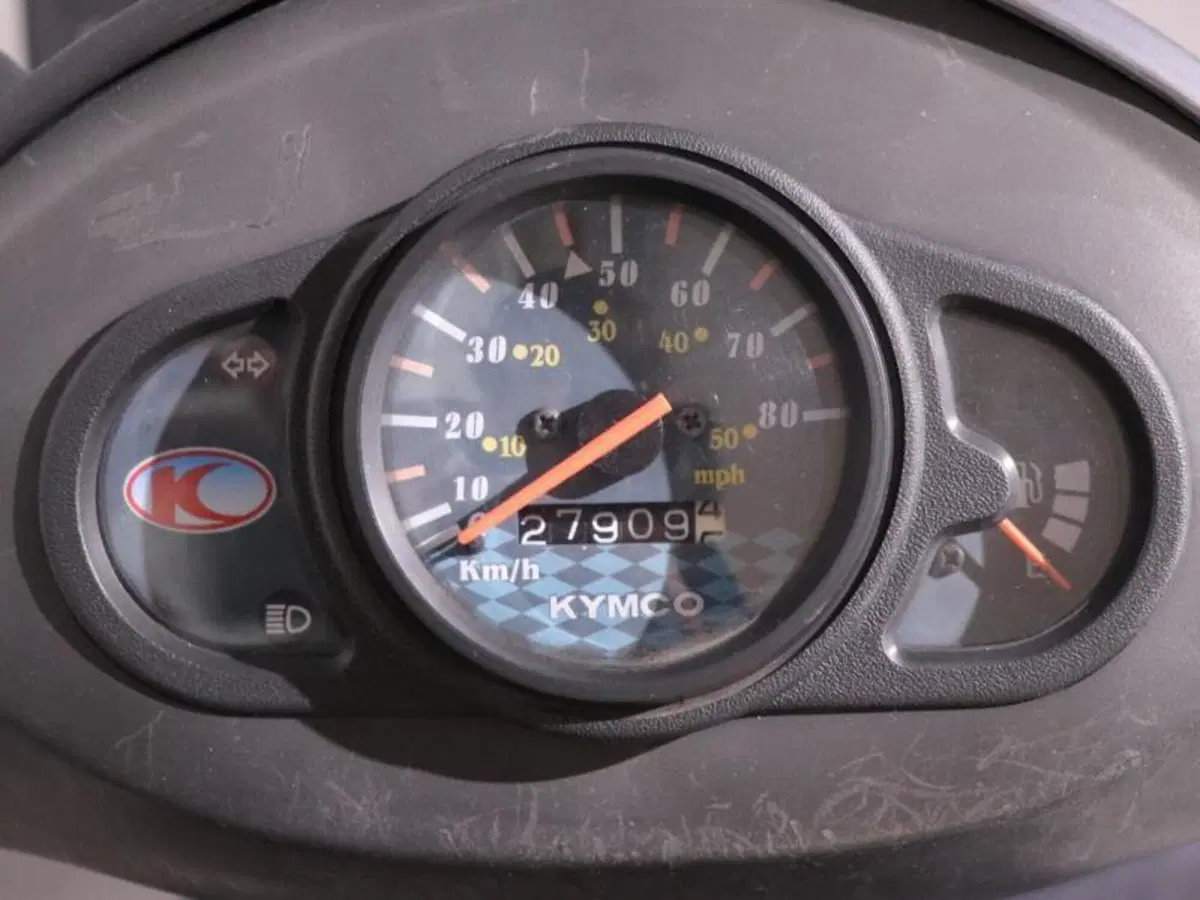 Kymco Agility 50 Carry (2011 - 18) (6)