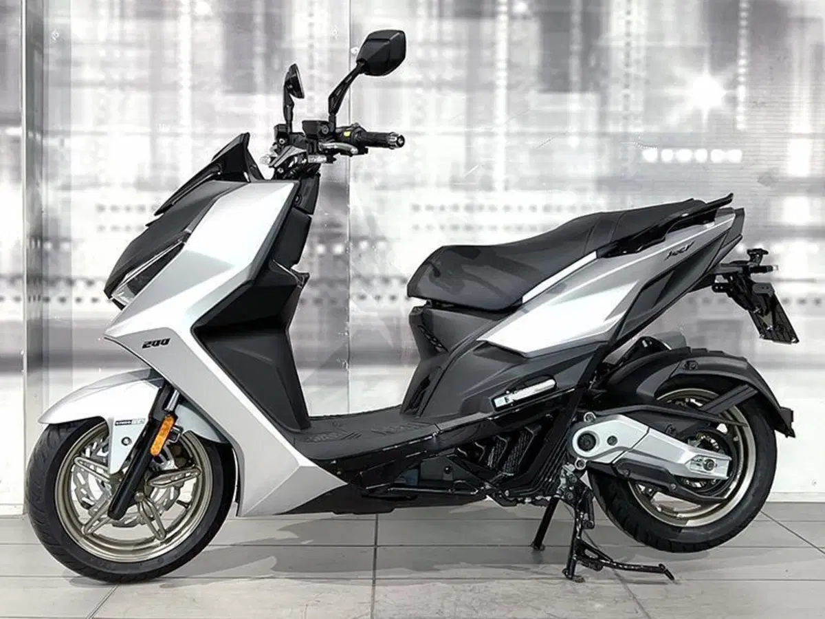 Kymco KRV 200 (2023 - 26) (6)