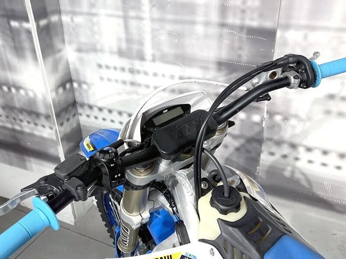 Tm Moto EN 125 Fi 2t (2021 - 22) (6)