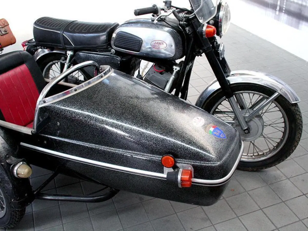 Jawa 350 Sidecar (7)