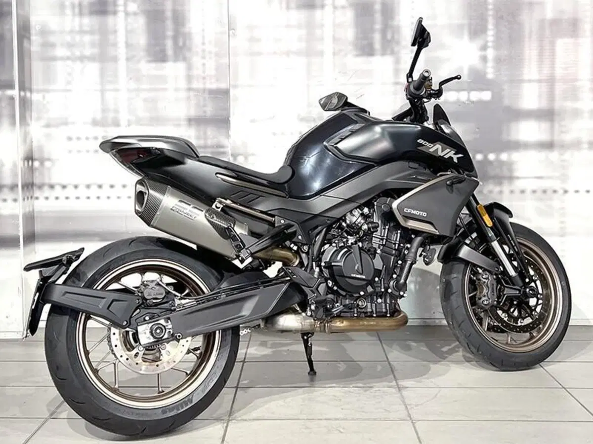 CFMOTO 800NK Sport (2023 - 26) (8)