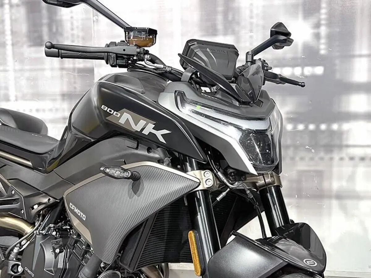 CFMOTO 800NK Sport (2023 - 26) (9)