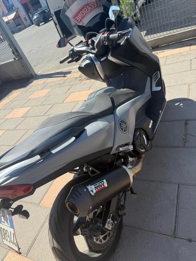 Yamaha T-Max 530 ABS (2015 - 17) (2)
