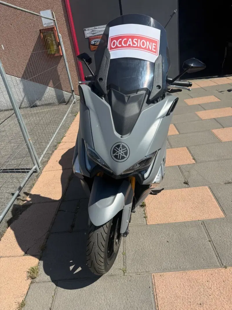 Yamaha T-Max 530 ABS (2015 - 17) (3)