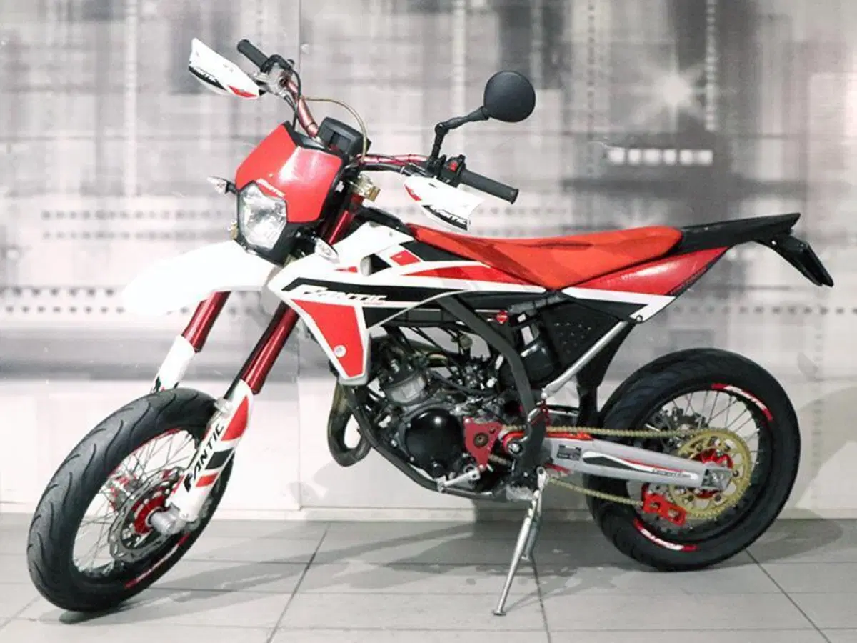 Fantic Motor XM 50 Motard Competition 2T (2021 - 22) (6)