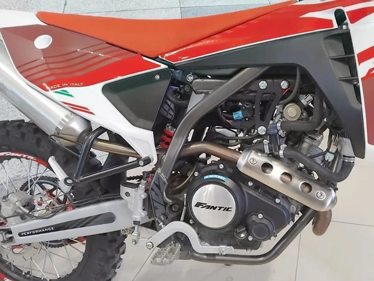 Fantic Motor XEF 125 Competition (2023 - 24) (8)