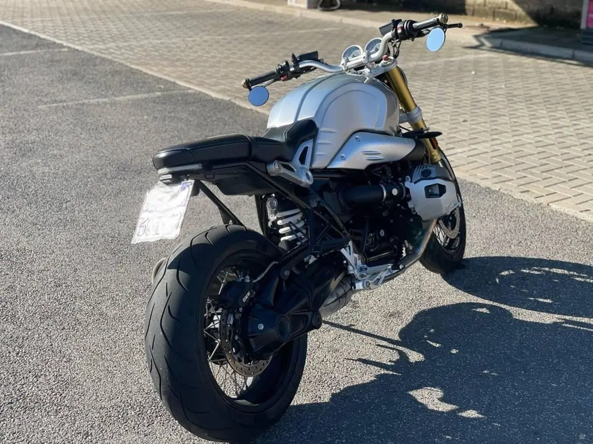 Bmw R nineT 1200 Racer (2017 - 20) (5)