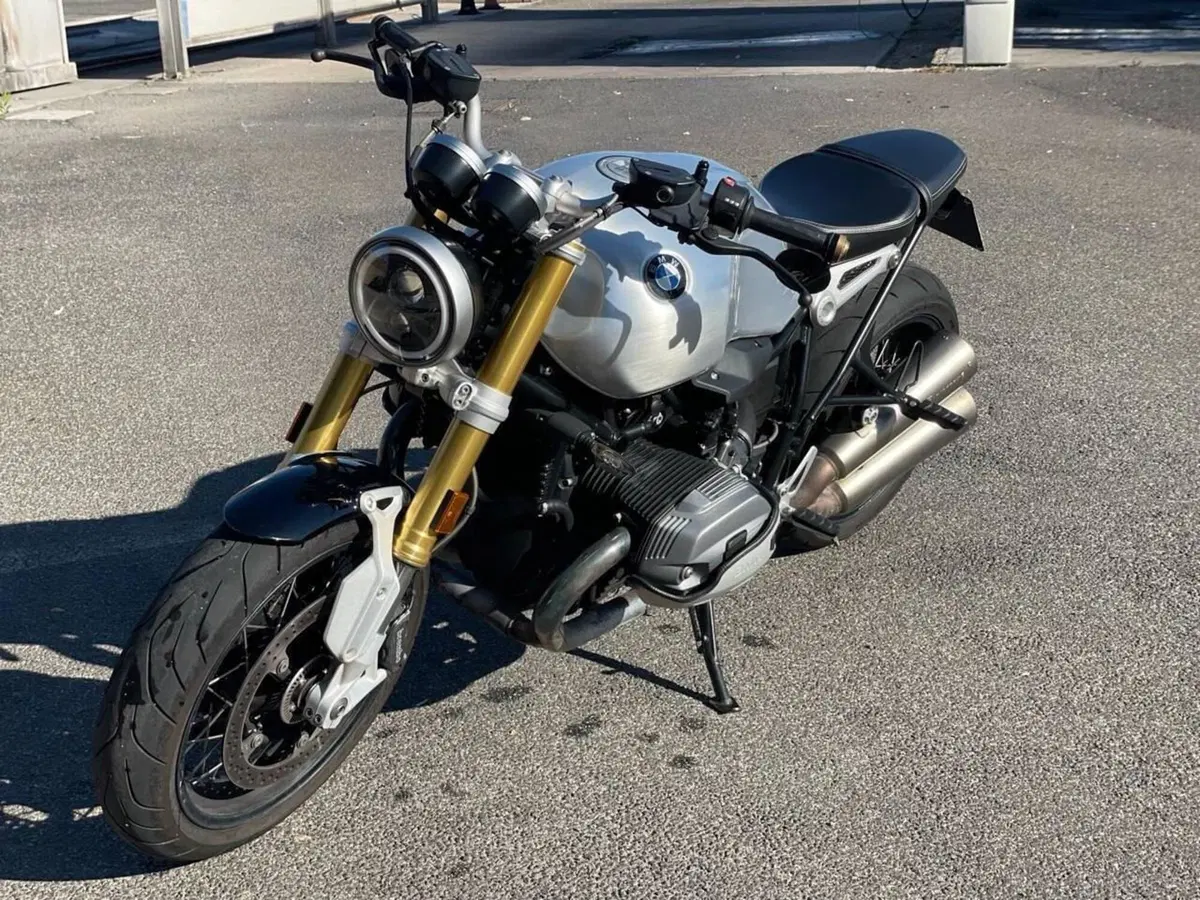 Bmw R nineT 1200 Racer (2017 - 20) (2)