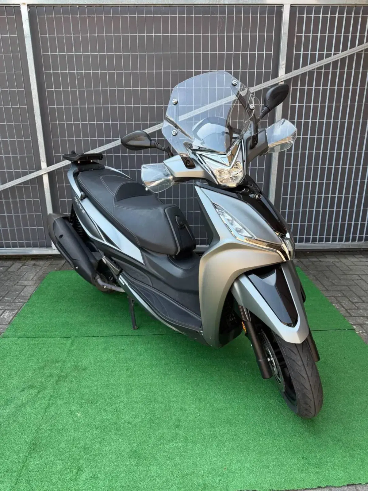 Kymco Agility 300i (2021 - 25) (5)