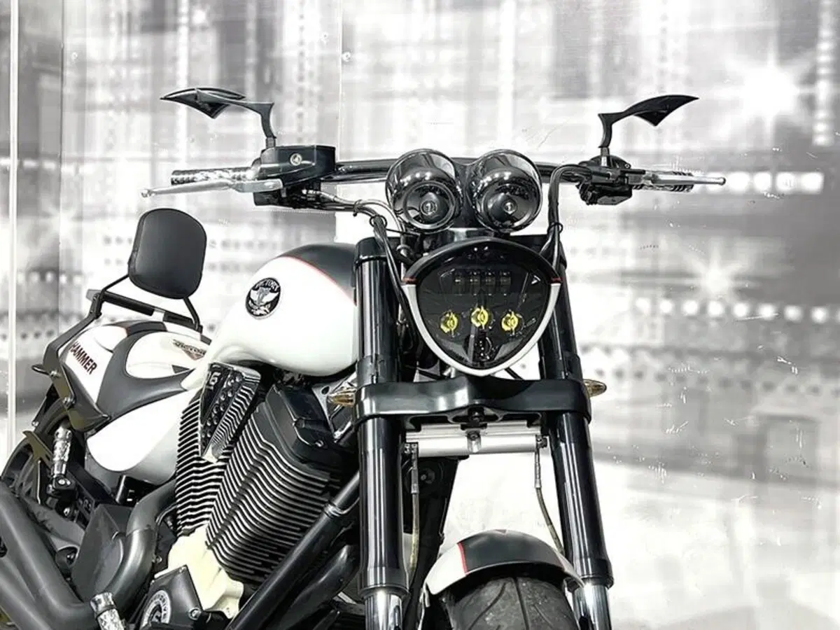 Victory Hammer S (2011 - 20) (9)